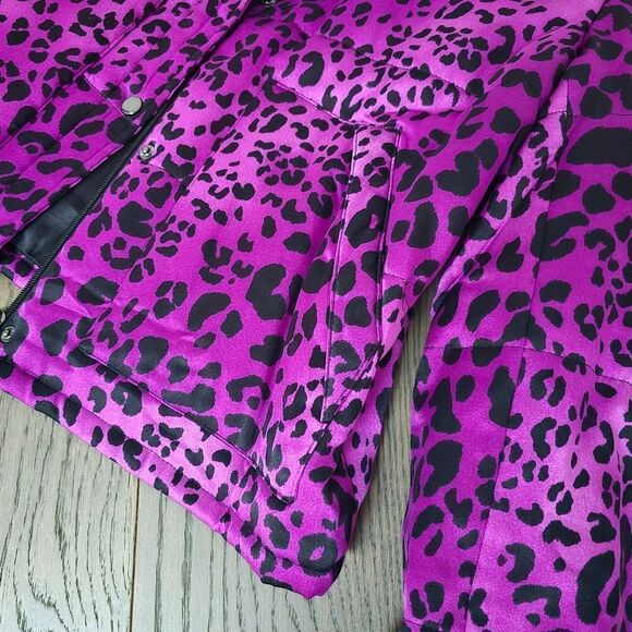Carlisle Collection Silk Stand Collar Jacket in Fushica Pink Leopard Print - Picture 5 of 12